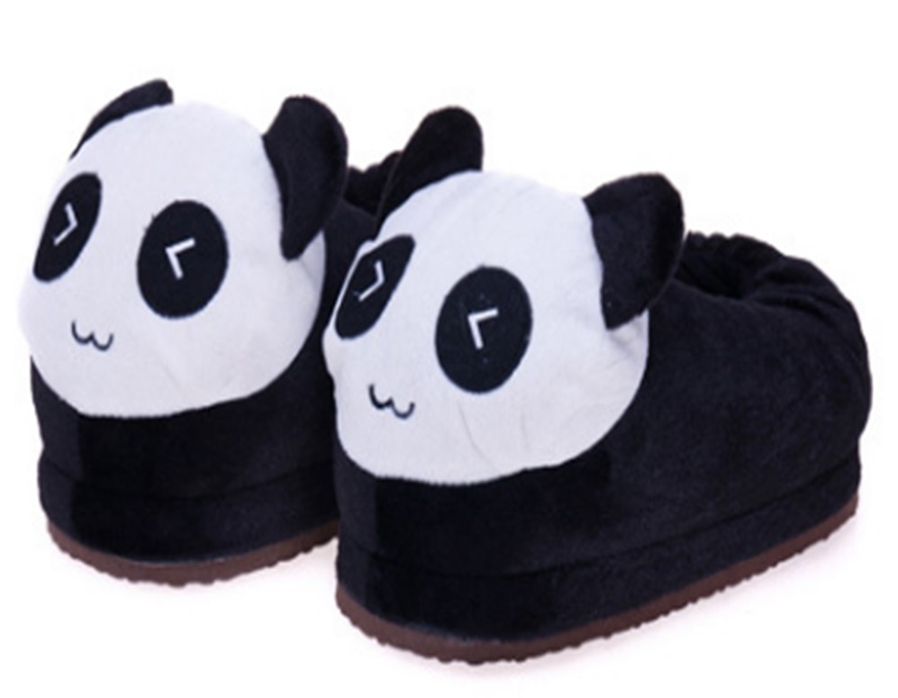 802465-PANTUFA EUROPA PANDA-STILL 01